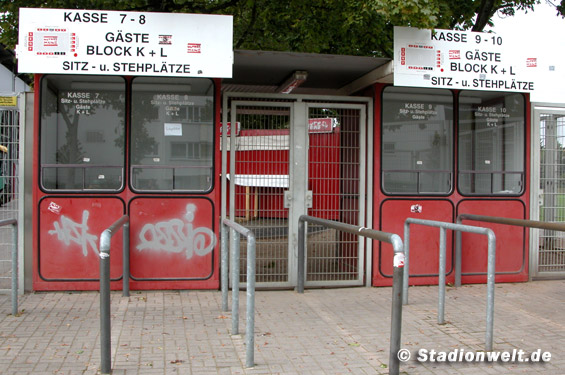 Das Spiel wurde im Bruchwegstadion ausgetragen<br />    <button type=