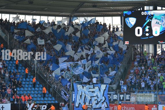 Die MSV Fans in Bochum<br />    <button type=