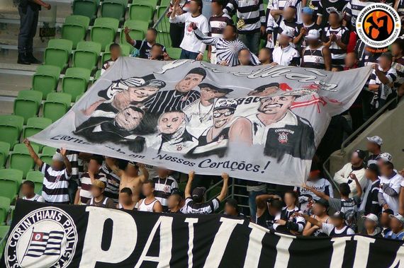 Die Corinthians Fans im Gästeblock<br />Bild: Unterwegs in Sachen Fußball – www.uisf.de“><figcaption>Die Corinthians Fans im Gästeblock<br />Bild: Unterwegs in Sachen Fußball – www.uisf.de</figcaption></figure>
            </div>

                    </article>

                <section class=