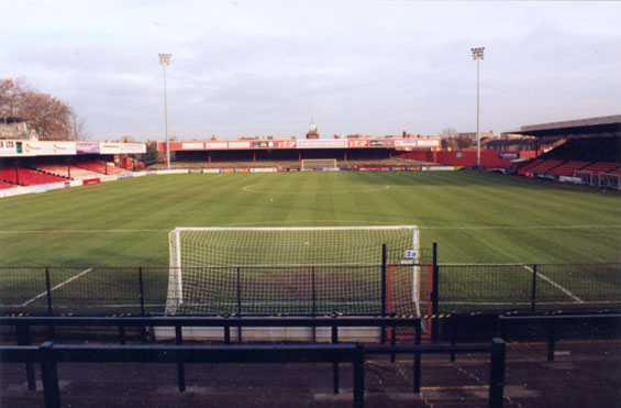 Bootham Crescent: Hier spielt York City FC aktuell<br />Bild: Stadionwelt/Schulz“><figcaption>Bootham Crescent: Hier spielt York City FC aktuell<br />Bild: Stadionwelt/Schulz</figcaption></figure>
            </div>

                    </article>

                <section class=