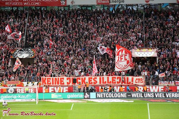 Botschaft der Coloniacs beim Heimspiel gegen Ingolstadt<br />    <button type=