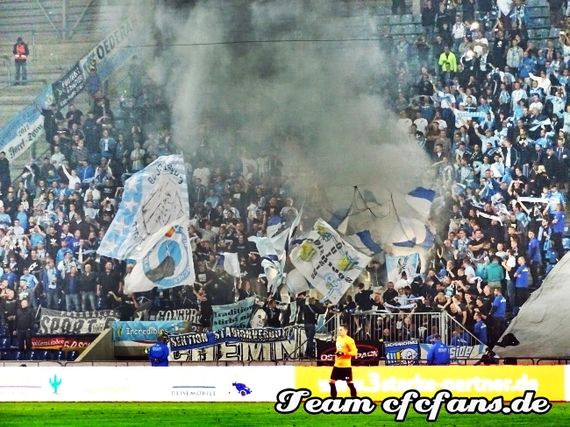 Die Pyroaktion der CFC-Fans in Magdeburg. Die Bilder aus Dresden gibt es oben in der Galerie.<br />    <button type=