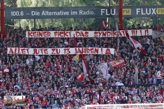 So ist nun mal die Sprache der Fankurve<br />    <button type=