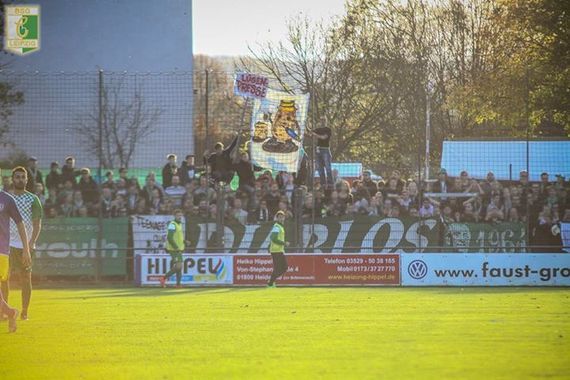 Diablos machen sich über Ultras Dynamo lustig<br />    <button type=