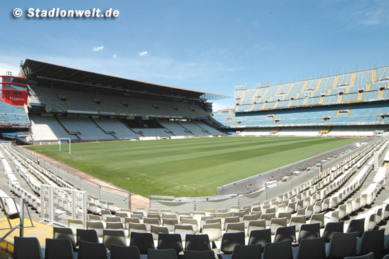 Auch bei der Blocksperre nach Spiel sollen Polizisten Gewalt angewendet haben<br />Bild: Stadionwelt“><figcaption>Auch bei der Blocksperre nach Spiel sollen Polizisten Gewalt angewendet haben<br />Bild: Stadionwelt</figcaption></figure>
            </div>

                    </article>

                <section class=