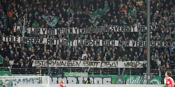 Sturmhauben statt CSU finden die Horidos<br />    <button type=