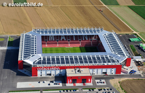 Das Mainzer Stadion wird im neuen Jahr einen neuen Namen bekommen<br />    <button type=
