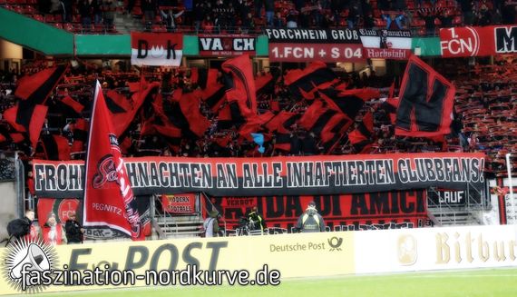 Weihnachtsgrüße der Banda di Amici in den Knast<br />    <button type=