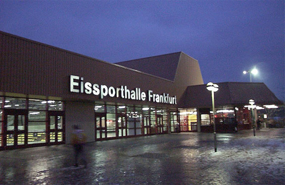 Vor der Halle soll die Situation eskaliert sein<br />    <button type=