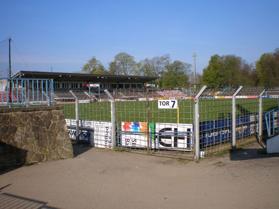 Erneut wurden Wandbilder im Karli übermalt<br />    <button type=
