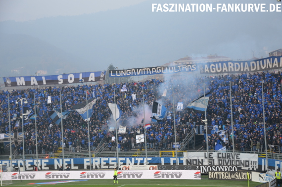 Aktuell darf Bocia nicht ins Stadion und somit auch nicht in die Curva Nord<br />Bild: Faszination Fankurve“><figcaption>Aktuell darf Bocia nicht ins Stadion und somit auch nicht in die Curva Nord<br />Bild: Faszination Fankurve</figcaption></figure>
            </div>

                    </article>

                <section class=