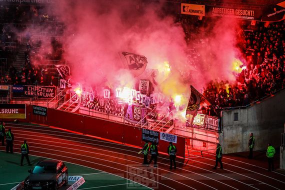 Die Karlsruher Pyroshow in Nürnberg<br />    <button type=