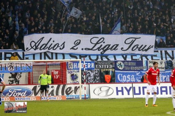 Sollen die 1860 Fans sich über den Abstieg freuen? Bild: Union-Foto-Hupe.de