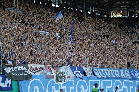 Am 04.03.2016 sollen alle Hansa Fans ab 17 Uhr ins Ostseestadion kommen<br />    <button type=
