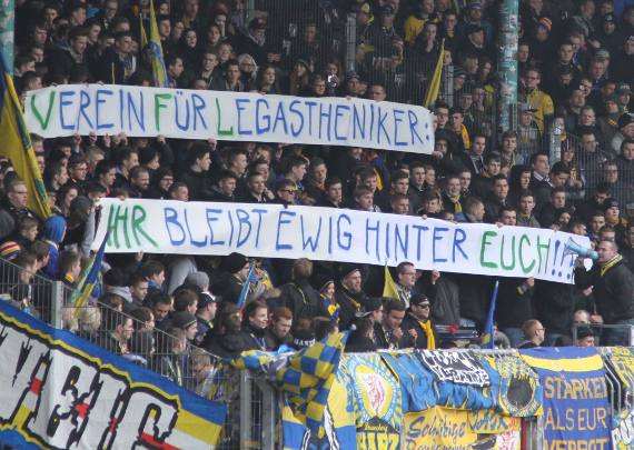 Die Antwort der Eintracht Braunschweig Fans.<br />    <button type=