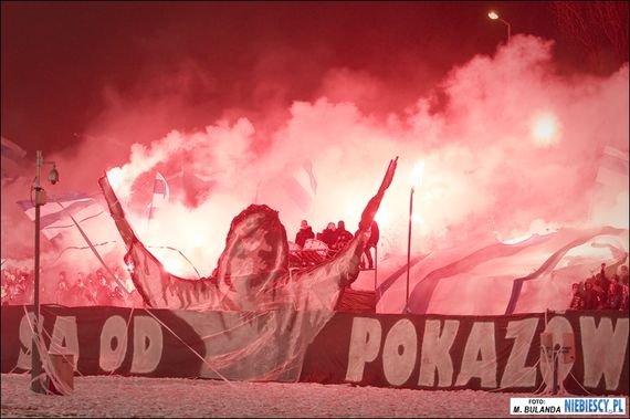 Die zweite Pyroshow am Samstag<br />Bild: niebiescy.pl“><figcaption>Die zweite Pyroshow am Samstag<br />Bild: niebiescy.pl</figcaption></figure>
<figure><img decoding=