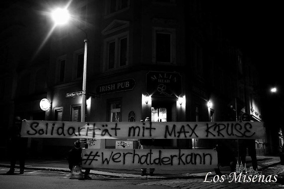 Das Spruchband der Groundhopper<br />    <button type=