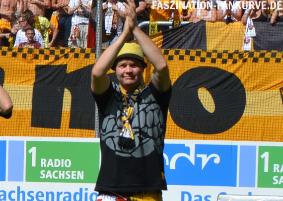 Nach den Vorfällen vom Samstag kündigt der Vorsänger Konsequenzen an. Bild: Faszination Fankurve