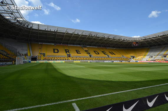 In der Fanszene wird das Stadion schon jetzt Rudolf-Harbig-Stadion genannt<br />    <button type=