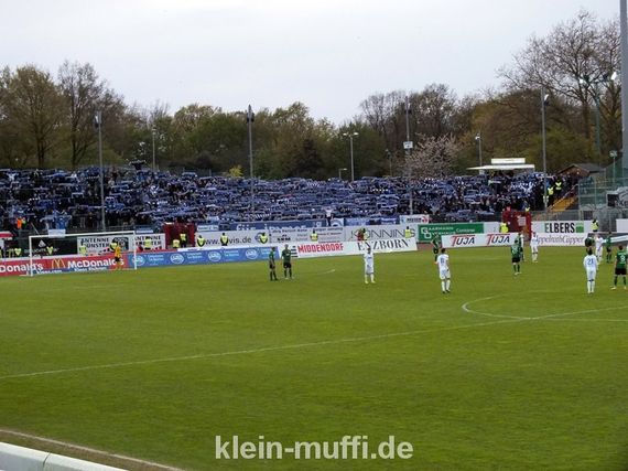 Die FCM-Fans im Gästeblock<br />    <button type=