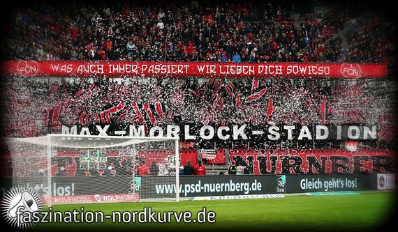 Die Nordkurve vor Anpfiff<br />    <button type=