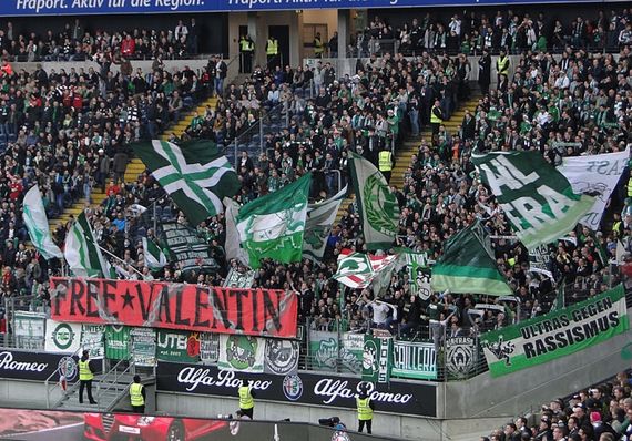 Werder Ultras fordern seit Monaten FreeValentin.<br />    <button type=