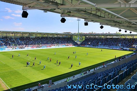 Das fast fertige Stadion in Chemnitz wird Anfang August eröffnet<br />    <button type=
