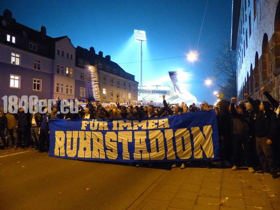 Die Fanszene nannte das Stadion durchgehend Ruhrstadion. Bild: 1848er.eu