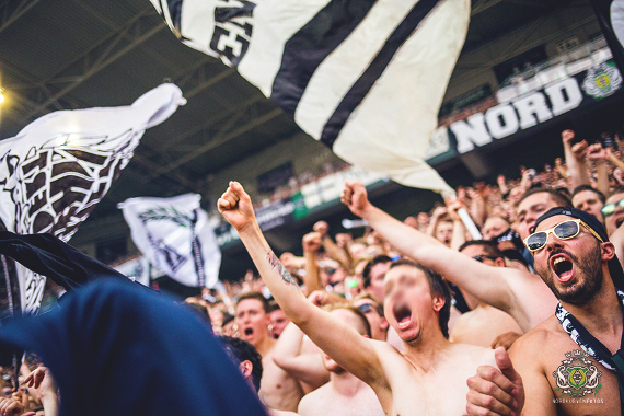 Dei Fans der Fohlenelf wollen den Protest ins Leipziger Stadion tragen & ihr Team dort lautstark unterstützen.<br />Bild: Nordkurvenfotos.de”><figcaption>Dei Fans der Fohlenelf wollen den Protest ins Leipziger Stadion tragen & ihr Team dort lautstark unterstützen.<br />Bild: Nordkurvenfotos.de</figcaption></figure>
<figure><img decoding=