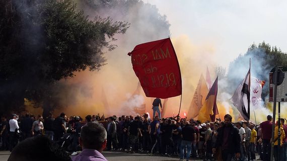 Die Curva Sud bleibt bei ihrem Boykott.<br />Bild: privat“><figcaption>Die Curva Sud bleibt bei ihrem Boykott.<br />Bild: privat</figcaption></figure>
            </div>

                    </article>

                <section class=