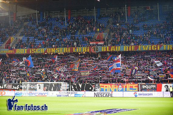 11 Stadionverbote wurden an Fans des FC Basel in der ersten Saisonhälfte 2016/17 ausgesprochen. <br />Bild: fcl.fan-fotos.ch“><figcaption>11 Stadionverbote wurden an Fans des FC Basel in der ersten Saisonhälfte 2016/17 ausgesprochen. <br />Bild: fcl.fan-fotos.ch</figcaption></figure>
            </div>

                    </article>

                <section class=