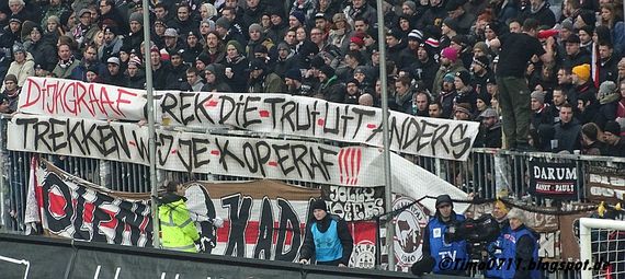Spruchband gegen den niederländischen Politiker. Bild: timo0711.blogspot.de