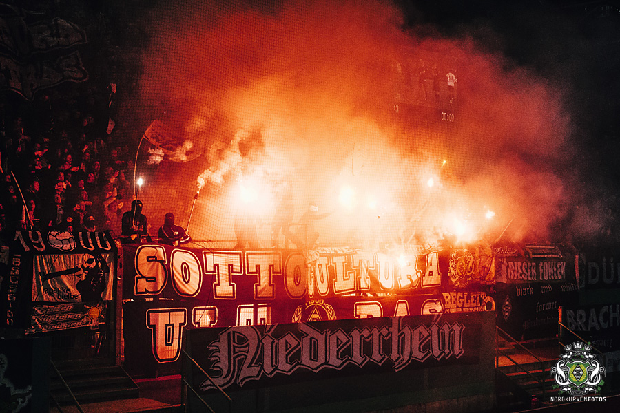 Die Pyroaktion der Mönchengladbacher Ultras in Fürth. Bild: Nordkurvenfotos.de