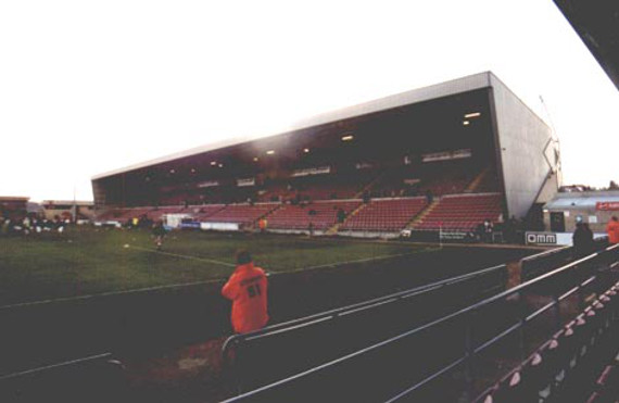 Statt nach Northhampton fuhren die Charlton Fans nach Belgien. Bild: Groundhopping.de