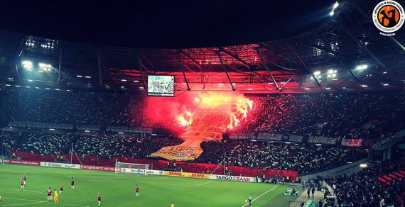 Fanhilfe Hannover lobt Gerichte und Staatsanwaltschaften dafür, Pyrotechnik als Ordnungswidrigkeit und nicht als Straftat zu werten.<br />Bild: Unterwegs in Sachen Fussball”><figcaption>Fanhilfe Hannover lobt Gerichte und Staatsanwaltschaften dafür, Pyrotechnik als Ordnungswidrigkeit und nicht als Straftat zu werten.<br />Bild: Unterwegs in Sachen Fussball</figcaption></figure>
                </div>
                
                <!-- YouTube (Meta-Feld) -->
                
            </div>
        </article>

                <script>
        (function() {
            var root = document.querySelector('.ff-single-news-gallery');
            if (!root) return;
            var slides = root.querySelectorAll('.ff-single-news-gallery-slide');
            var dots = root.querySelectorAll('.ff-single-news-gallery-dot');
            var prev = root.querySelector('.ff-single-news-gallery-prev');
            var next = root.querySelector('.ff-single-news-gallery-next');
            var n = slides.length;
            if (n < 2) return;
            var i = 0;
            function closeAllImgInfo() {
                root.querySelectorAll('.ff-fv-img-info-host.is-info-open').forEach(function(host) {
                    host.classList.remove('is-info-open');
                    var b = host.querySelector('.ff-fv-img-info-btn');
                    var p = host.querySelector('.ff-fv-img-info-panel');
                    if (b) b.setAttribute('aria-expanded', 'false');
                    if (p) p.setAttribute('aria-hidden', 'true');
                });
            }
            function show(idx) {
                closeAllImgInfo();
                i = ((idx % n) + n) % n;
                for (var s = 0; s < n; s++) {
                    if (s === i) slides[s].removeAttribute('hidden'); else slides[s].setAttribute('hidden', '');
                }
                for (var s = 0; s < dots.length; s++) {
                    dots[s].classList.toggle('is-active', s === i);
                    dots[s].setAttribute('aria-selected', s === i ? 'true' : 'false');
                }
            }
            if (prev) prev.addEventListener('click', function() { show(i - 1); });
            if (next) next.addEventListener('click', function() { show(i + 1); });
            for (var d = 0; d < dots.length; d++) {
                (function(di) { dots[di].addEventListener('click', function() { show(di); }); })(d);
            }
        })();
        </script>
        
        <!-- Kommentare -->
                <section class=