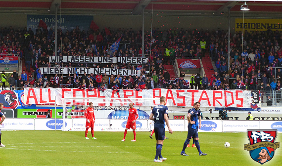 ACAB-Spruchband der Fanatico Boys<br />Bild: Fanatico-Boys.de”><figcaption>ACAB-Spruchband der Fanatico Boys<br />Bild: Fanatico-Boys.de</figcaption></figure>
<figure><img decoding=