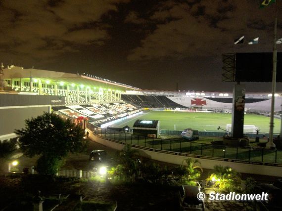 Der Vasco-Fan wurde am Eingang 9 des São Januário Stadions erschossen.<br />Bild: Faszination Fankurve“><figcaption>Der Vasco-Fan wurde am Eingang 9 des São Januário Stadions erschossen.<br />Bild: Faszination Fankurve</figcaption></figure>
<figure><img decoding=
