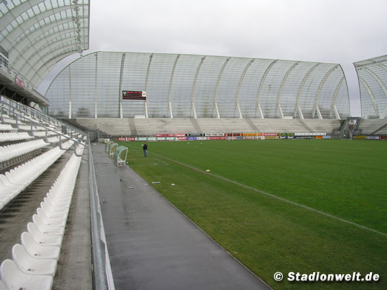 Die eigenen Fans sollen neue Tribüne im Stade de la Licorne finanzieren.<br />Bild: Stadionwelt“><figcaption>Die eigenen Fans sollen neue Tribüne im Stade de la Licorne finanzieren.<br />Bild: Stadionwelt</figcaption></figure>
            </div>

                    </article>

                <section class=