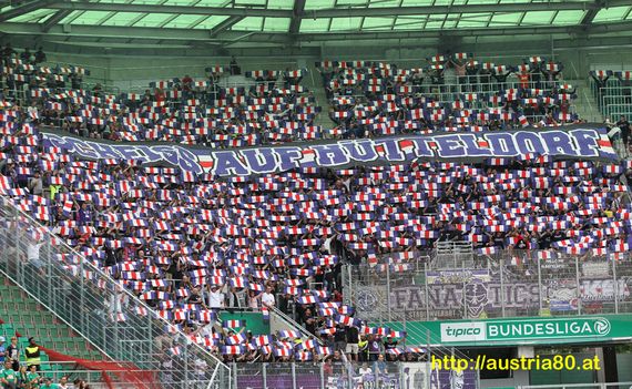 Die Choreografie der FAK-Fans. Bild: Austria80.at