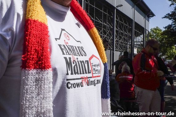 Das Thema neues Fanhaus in Mainz beschäftigt die dortige Fanszene aktuell sehr.<br />Bild: rheinhessen-on-tour.de”><figcaption>Das Thema neues Fanhaus in Mainz beschäftigt die dortige Fanszene aktuell sehr.<br />Bild: rheinhessen-on-tour.de</figcaption></figure>
<figure><img decoding=
