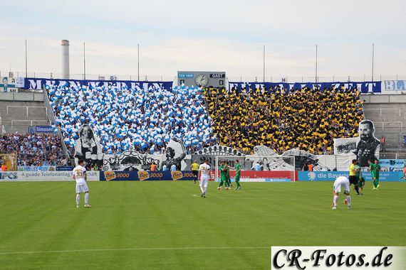 Vielleicht spielen die Löwen noch in dieser Saison vor 15.000 Zuschauern im Grünwalder Stadion.<br />Bild: Claude Rapp / CR-Fotos.de”><figcaption>Vielleicht spielen die Löwen noch in dieser Saison vor 15.000 Zuschauern im Grünwalder Stadion.<br />Bild: Claude Rapp / CR-Fotos.de</figcaption></figure>
                </div>
                
                <!-- YouTube (Meta-Feld) -->
                
            </div>
        </article>

                <script>
        (function() {
            var root = document.querySelector('.ff-single-news-gallery');
            if (!root) return;
            var slides = root.querySelectorAll('.ff-single-news-gallery-slide');
            var dots = root.querySelectorAll('.ff-single-news-gallery-dot');
            var prev = root.querySelector('.ff-single-news-gallery-prev');
            var next = root.querySelector('.ff-single-news-gallery-next');
            var n = slides.length;
            if (n < 2) return;
            var i = 0;
            function closeAllImgInfo() {
                root.querySelectorAll('.ff-fv-img-info-host.is-info-open').forEach(function(host) {
                    host.classList.remove('is-info-open');
                    var b = host.querySelector('.ff-fv-img-info-btn');
                    var p = host.querySelector('.ff-fv-img-info-panel');
                    if (b) b.setAttribute('aria-expanded', 'false');
                    if (p) p.setAttribute('aria-hidden', 'true');
                });
            }
            function show(idx) {
                closeAllImgInfo();
                i = ((idx % n) + n) % n;
                for (var s = 0; s < n; s++) {
                    if (s === i) slides[s].removeAttribute('hidden'); else slides[s].setAttribute('hidden', '');
                }
                for (var s = 0; s < dots.length; s++) {
                    dots[s].classList.toggle('is-active', s === i);
                    dots[s].setAttribute('aria-selected', s === i ? 'true' : 'false');
                }
            }
            if (prev) prev.addEventListener('click', function() { show(i - 1); });
            if (next) next.addEventListener('click', function() { show(i + 1); });
            for (var d = 0; d < dots.length; d++) {
                (function(di) { dots[di].addEventListener('click', function() { show(di); }); })(d);
            }
        })();
        </script>
        
        <!-- Kommentare -->
                <section class=