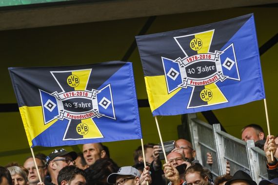 Die Kuttentreffen bei Spielen von Borussia Dortmund gegen den Hamburger SV haben mittlerweile Tradition.<br />Bild: hsv-sc.de”><figcaption>Die Kuttentreffen bei Spielen von Borussia Dortmund gegen den Hamburger SV haben mittlerweile Tradition.<br />Bild: hsv-sc.de</figcaption></figure>
                </div>
                
                <!-- YouTube (Meta-Feld) -->
                
            </div>
        </article>

        
        <!-- Kommentare -->
                <section class=