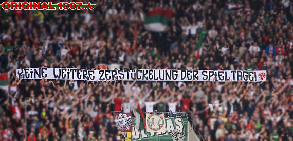 Die Fanszene des FC Augsburg wird das Montagsspiel in Dortmund boykottieren.<br />Bild: original1907.de”><figcaption>Die Fanszene des FC Augsburg wird das Montagsspiel in Dortmund boykottieren.<br />Bild: original1907.de</figcaption></figure>
                </div>
                
                <!-- YouTube (Meta-Feld) -->
                
            </div>
        </article>

                <script>
        (function() {
            var root = document.querySelector('.ff-single-news-gallery');
            if (!root) return;
            var slides = root.querySelectorAll('.ff-single-news-gallery-slide');
            var dots = root.querySelectorAll('.ff-single-news-gallery-dot');
            var prev = root.querySelector('.ff-single-news-gallery-prev');
            var next = root.querySelector('.ff-single-news-gallery-next');
            var n = slides.length;
            if (n < 2) return;
            var i = 0;
            function closeAllImgInfo() {
                root.querySelectorAll('.ff-fv-img-info-host.is-info-open').forEach(function(host) {
                    host.classList.remove('is-info-open');
                    var b = host.querySelector('.ff-fv-img-info-btn');
                    var p = host.querySelector('.ff-fv-img-info-panel');
                    if (b) b.setAttribute('aria-expanded', 'false');
                    if (p) p.setAttribute('aria-hidden', 'true');
                });
            }
            function show(idx) {
                closeAllImgInfo();
                i = ((idx % n) + n) % n;
                for (var s = 0; s < n; s++) {
                    if (s === i) slides[s].removeAttribute('hidden'); else slides[s].setAttribute('hidden', '');
                }
                for (var s = 0; s < dots.length; s++) {
                    dots[s].classList.toggle('is-active', s === i);
                    dots[s].setAttribute('aria-selected', s === i ? 'true' : 'false');
                }
            }
            if (prev) prev.addEventListener('click', function() { show(i - 1); });
            if (next) next.addEventListener('click', function() { show(i + 1); });
            for (var d = 0; d < dots.length; d++) {
                (function(di) { dots[di].addEventListener('click', function() { show(di); }); })(d);
            }
        })();
        </script>
        
        <!-- Kommentare -->
                <section class=