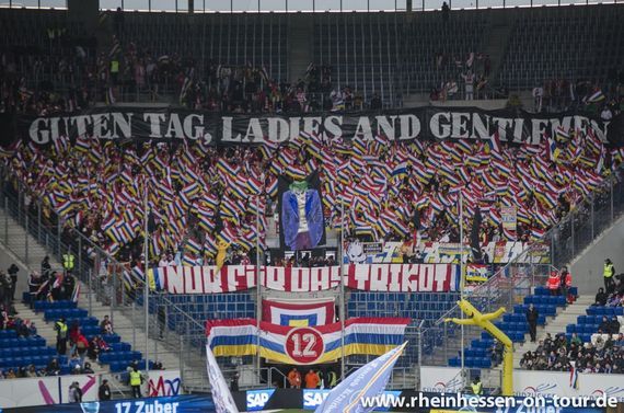 Der 1. Teil der Choreografie.<br />Bild: rheinhessen-on-tour.de”><figcaption>Der 1. Teil der Choreografie.<br />Bild: rheinhessen-on-tour.de</figcaption></figure>
<figure><img decoding=