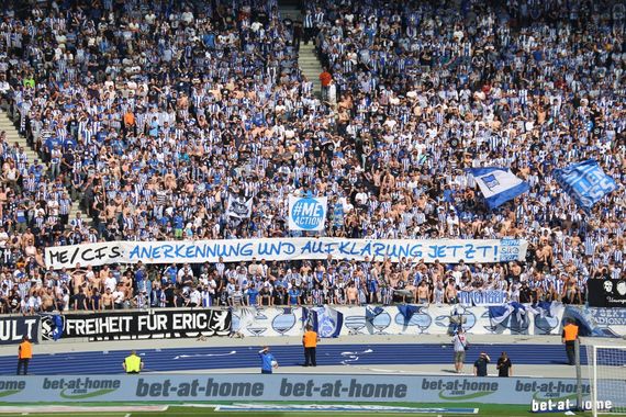 Spruchband der Gruppa Sud Berlin am vergangenen Samstag in der Ostkurve.<br />Bild: Sascha”><figcaption>Spruchband der Gruppa Sud Berlin am vergangenen Samstag in der Ostkurve.<br />Bild: Sascha</figcaption></figure>
<figure><img decoding=