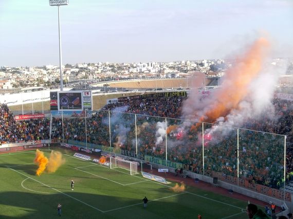 Fußballfans in Zypern sollen zur neuen Saison nur noch mit einer Fankarte ins Stadion gelangen.<br />Bild: Faszination Fankurve“><figcaption>Fußballfans in Zypern sollen zur neuen Saison nur noch mit einer Fankarte ins Stadion gelangen.<br />Bild: Faszination Fankurve</figcaption></figure>
<figure><img decoding=
