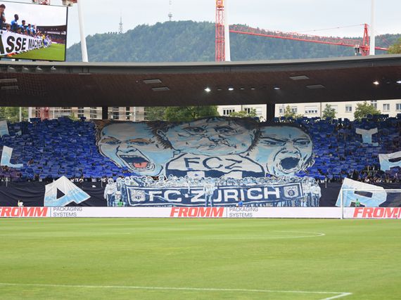 Choreografie in der Südkurve.<br />Bild: gc-zone.ch“><figcaption>Choreografie in der Südkurve.<br />Bild: gc-zone.ch</figcaption></figure>
<figure><img decoding=