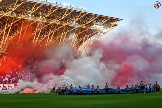 Bisher wird in Israel vor allem unkontrolliert gezündet.<br />Bild: www.ultrashapoel.com“><figcaption>Bisher wird in Israel vor allem unkontrolliert gezündet.<br />Bild: www.ultrashapoel.com</figcaption></figure>
            </div>

                    </article>

                <section class=