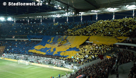 EU-Recht gewährt den Bürgern eigentlich Bewegungsfreiheit, auch den Fußballfans.<br />Bild: Faszination Fankurve“><figcaption>EU-Recht gewährt den Bürgern eigentlich Bewegungsfreiheit, auch den Fußballfans.<br />Bild: Faszination Fankurve</figcaption></figure>
<figure><img decoding=