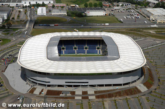 In der Rhein-Neckar-Arena startete gestern die Rückrunde der 1. Bundesliga.<br />Bild: Euroluftbild.de”><figcaption>In der Rhein-Neckar-Arena startete gestern die Rückrunde der 1. Bundesliga.<br />Bild: Euroluftbild.de</figcaption></figure>
                </div>
                
                <!-- YouTube (Meta-Feld) -->
                
            </div>
        </article>

                <script>
        (function() {
            var root = document.querySelector('.ff-single-news-gallery');
            if (!root) return;
            var slides = root.querySelectorAll('.ff-single-news-gallery-slide');
            var dots = root.querySelectorAll('.ff-single-news-gallery-dot');
            var prev = root.querySelector('.ff-single-news-gallery-prev');
            var next = root.querySelector('.ff-single-news-gallery-next');
            var n = slides.length;
            if (n < 2) return;
            var i = 0;
            function closeAllImgInfo() {
                root.querySelectorAll('.ff-fv-img-info-host.is-info-open').forEach(function(host) {
                    host.classList.remove('is-info-open');
                    var b = host.querySelector('.ff-fv-img-info-btn');
                    var p = host.querySelector('.ff-fv-img-info-panel');
                    if (b) b.setAttribute('aria-expanded', 'false');
                    if (p) p.setAttribute('aria-hidden', 'true');
                });
            }
            function show(idx) {
                closeAllImgInfo();
                i = ((idx % n) + n) % n;
                for (var s = 0; s < n; s++) {
                    if (s === i) slides[s].removeAttribute('hidden'); else slides[s].setAttribute('hidden', '');
                }
                for (var s = 0; s < dots.length; s++) {
                    dots[s].classList.toggle('is-active', s === i);
                    dots[s].setAttribute('aria-selected', s === i ? 'true' : 'false');
                }
            }
            if (prev) prev.addEventListener('click', function() { show(i - 1); });
            if (next) next.addEventListener('click', function() { show(i + 1); });
            for (var d = 0; d < dots.length; d++) {
                (function(di) { dots[di].addEventListener('click', function() { show(di); }); })(d);
            }
        })();
        </script>
        
        <!-- Kommentare -->
                <section class=